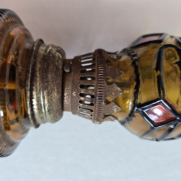 Minature Oil Lamp Made In Hong Kong 8" Tall Amber Stained Glass - Picture 10 of 10
